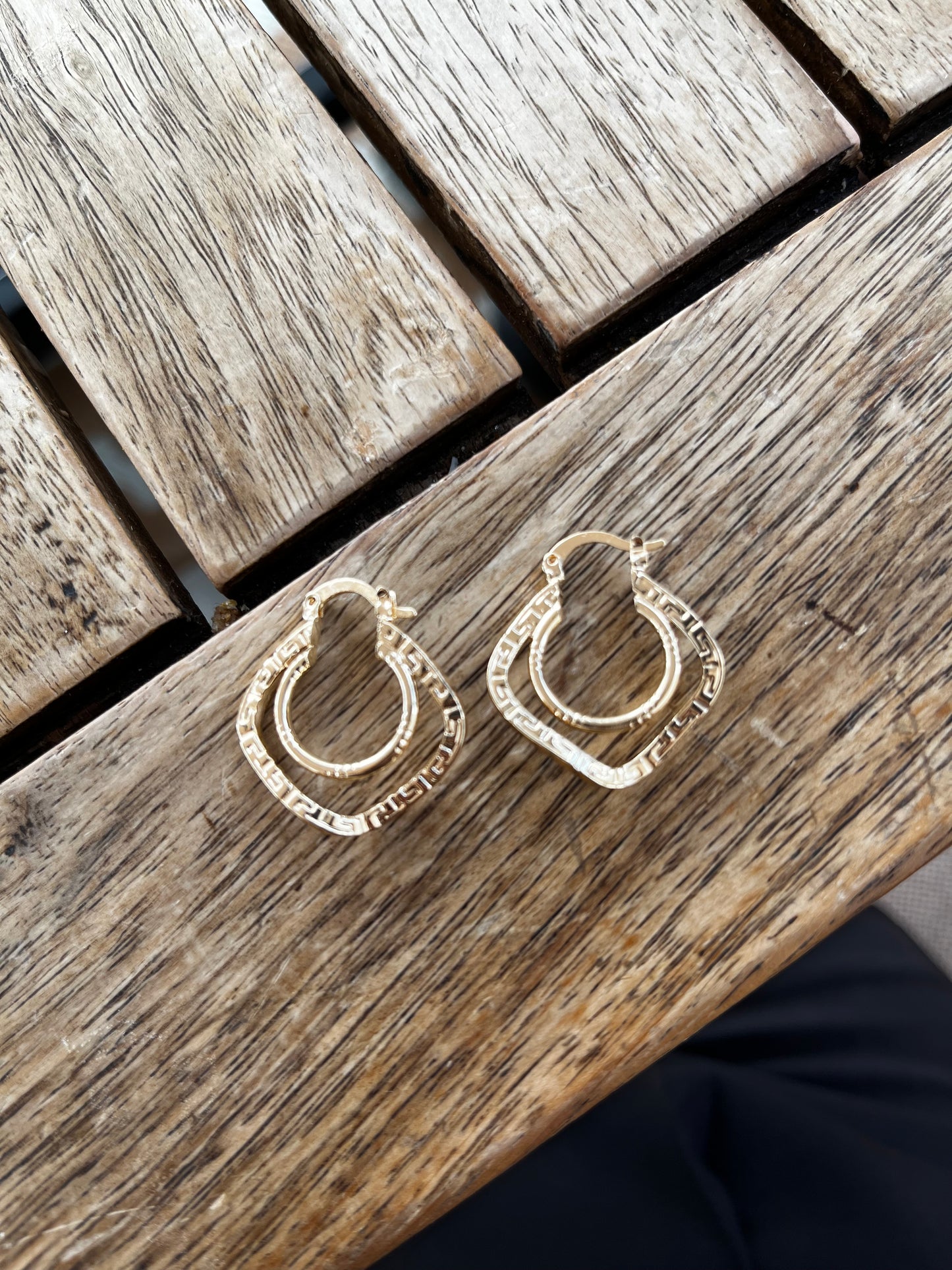 Aretes Elira