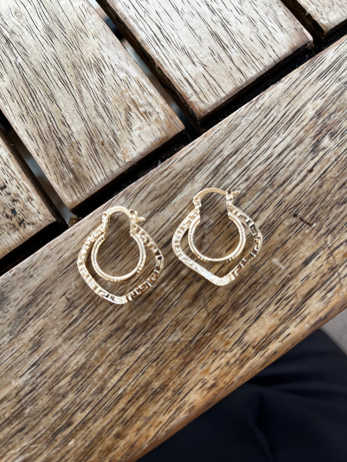 Aretes Elira