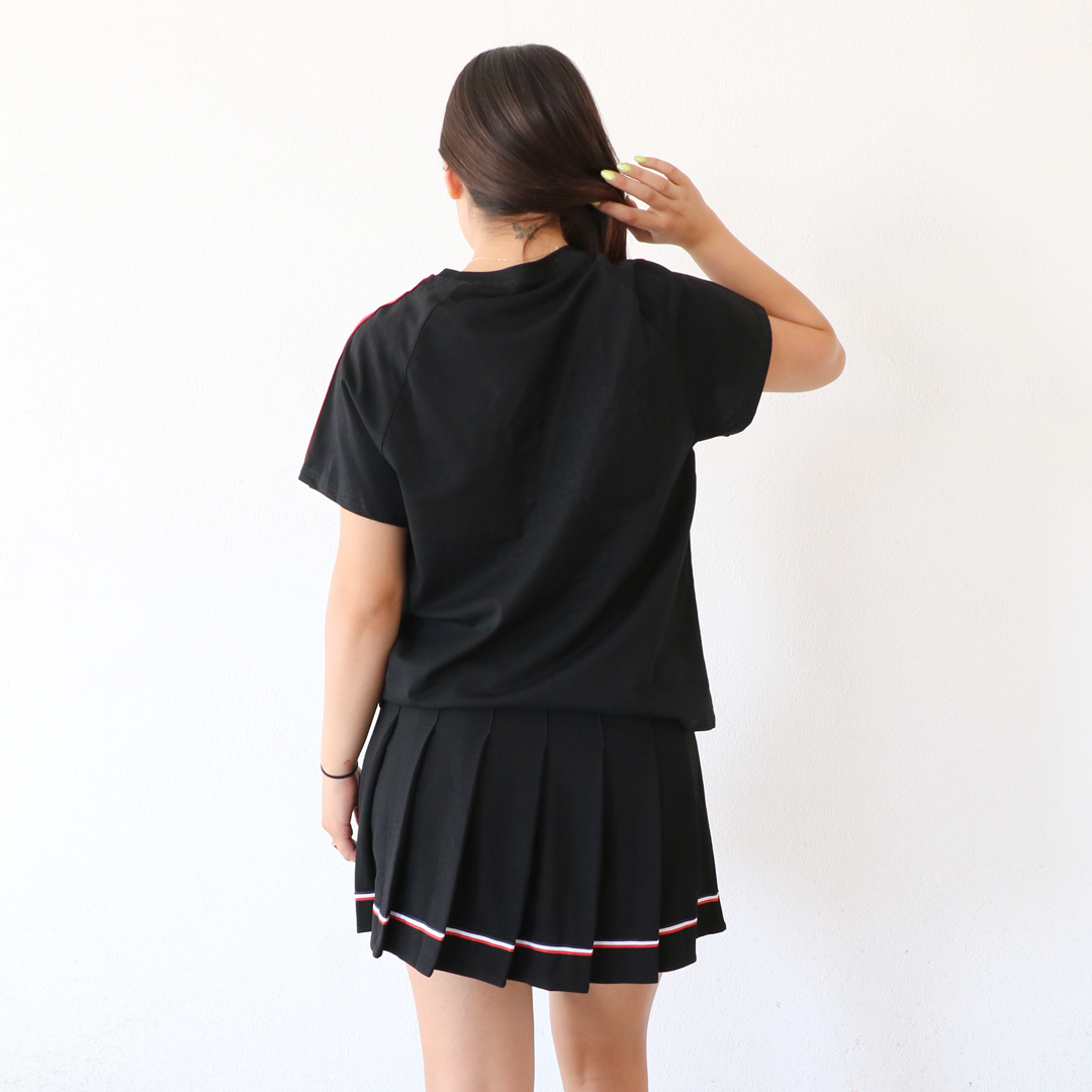 Playera  Bloom Negro