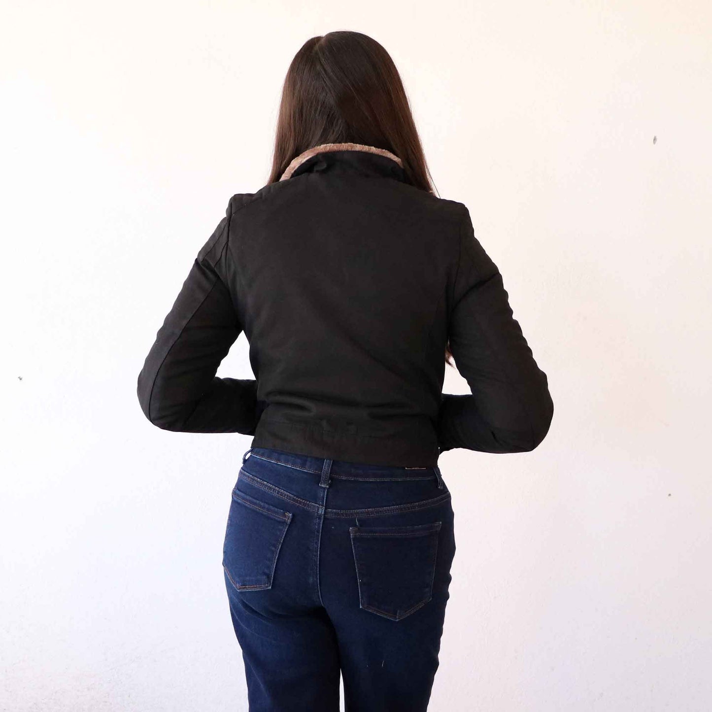 Chamarra Astana Negra