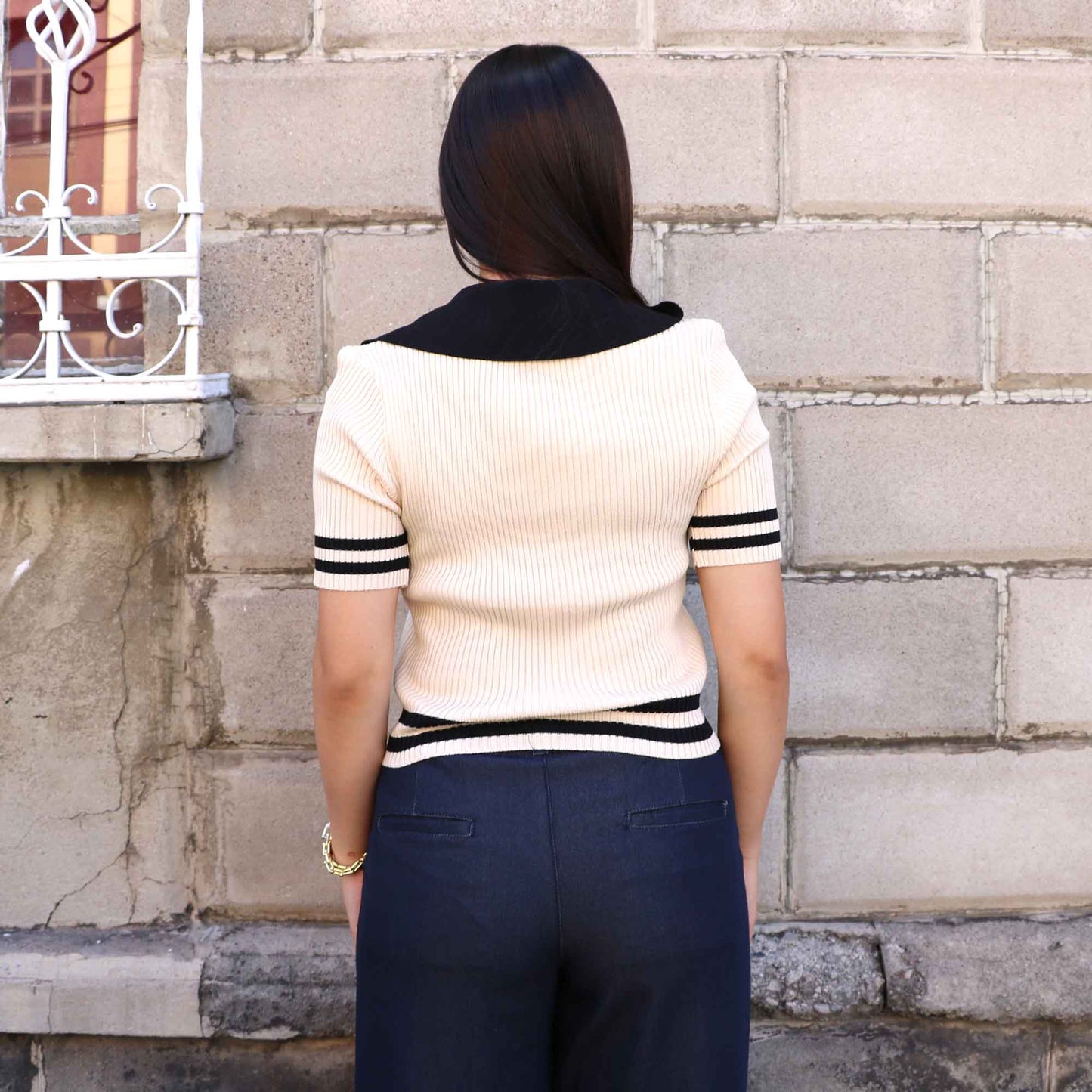 Blusa Zyra Beige/Negro
