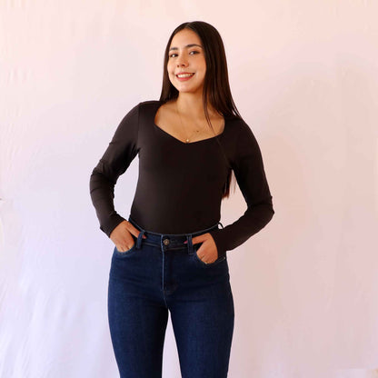 Pantiblusa Luna Negra